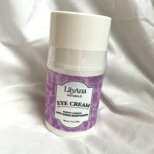 LilyAna Naturals Eye Cream
